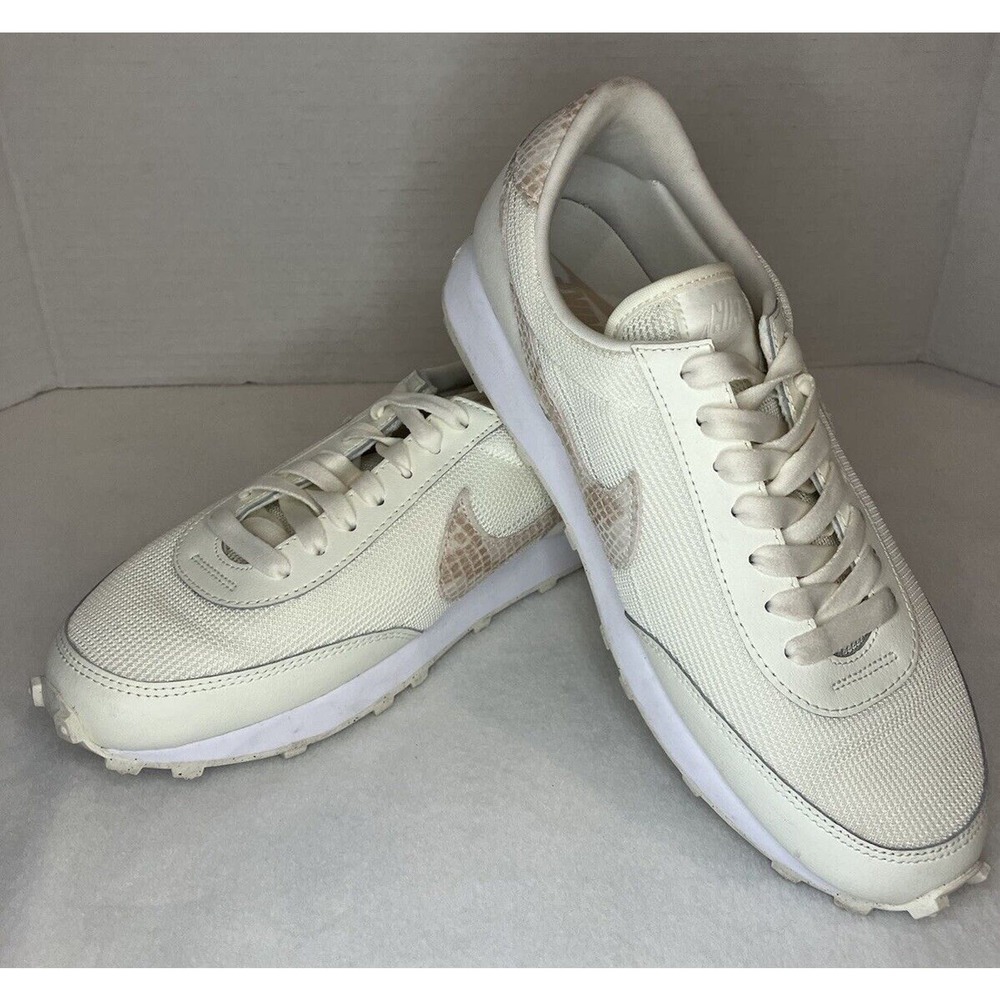 Nike Daybreak Sail Sneaker, White & Particle Beige - Women's Size 8.5